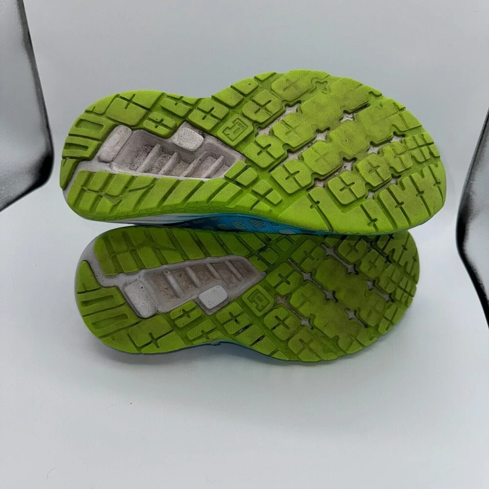 Hoka One One hoka one